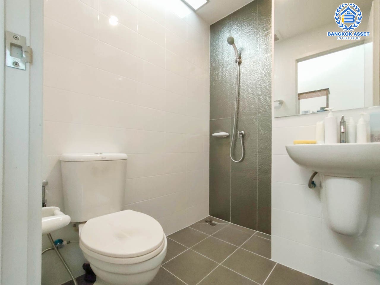 *****ทาวน์เฮ้าส์มือสองย่านนนทบุรี ม.คาซ่าซิตี้ ราชพฤกษ์-พระราม5 หลังมุม เนื้อที่ 21.5 ตร.ว. ฟังก์ชัน 4 ห้องนอน 3 ห้องน้ำ 2 ที่จอดรถ บนทำเลเยี่ยม เชื่อมต่อถนนหลายเส้นทาง ใกล้เซ็นทรัลเวสต์เกต และรถไฟฟ้าสายสีม่วง "สถานีบางพลู"